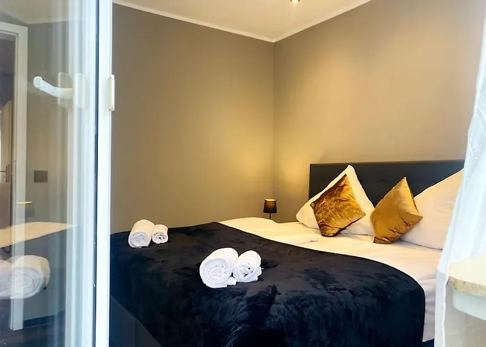 Perfect Place Apartment *